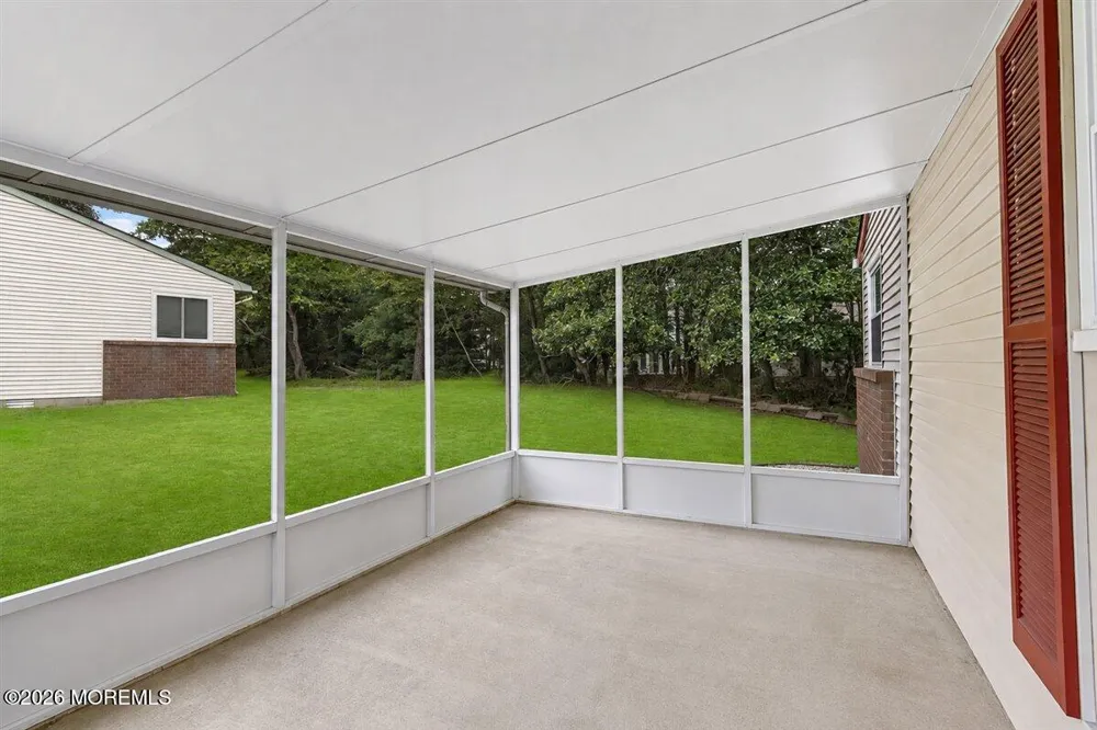 19 Maplewood Drive #52 Whiting, NJ 08759