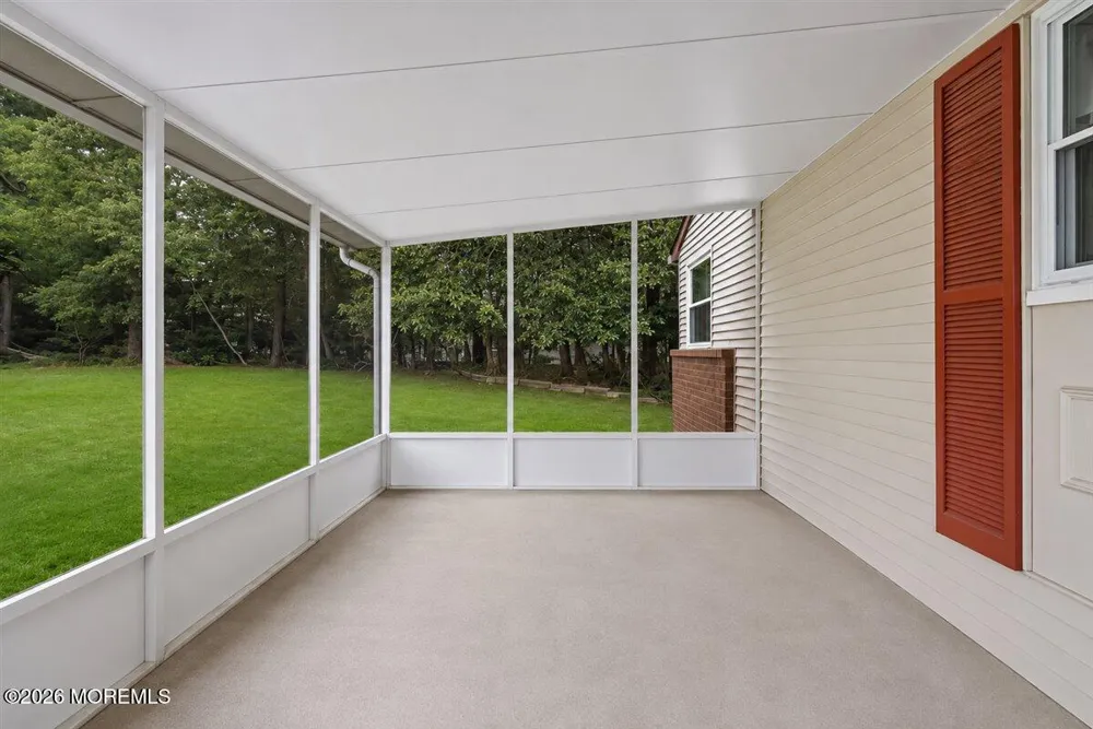 19 Maplewood Drive #52 Whiting, NJ 08759