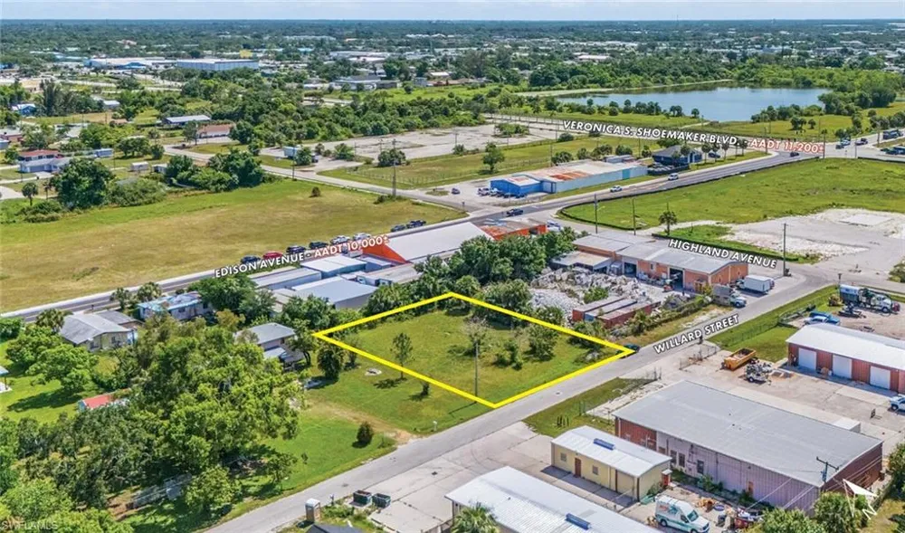 3429 Street Fort Myers, FL 33916