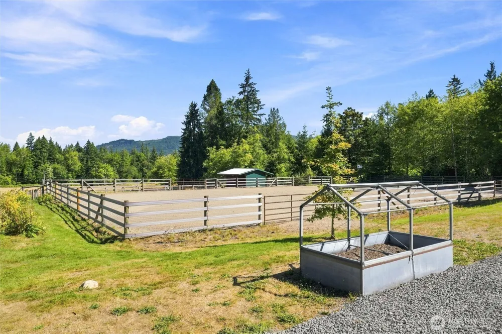 3807 E Smith Road Bellingham, WA 98226