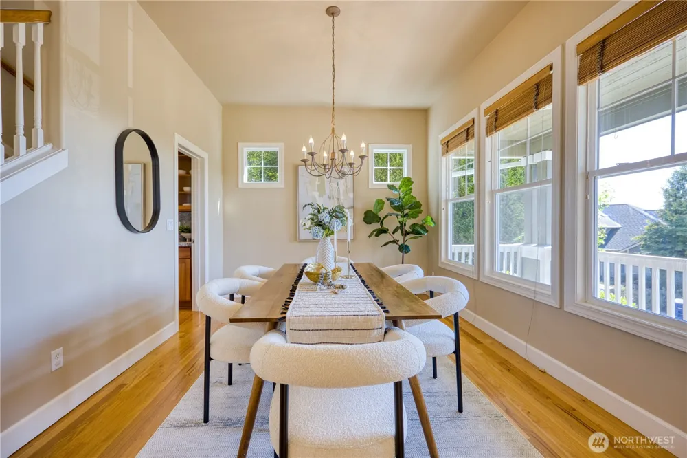 6432 166th Place SE Bellevue, WA 98006