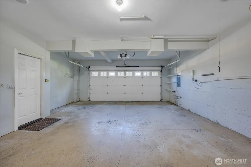6432 166th Place SE Bellevue, WA 98006