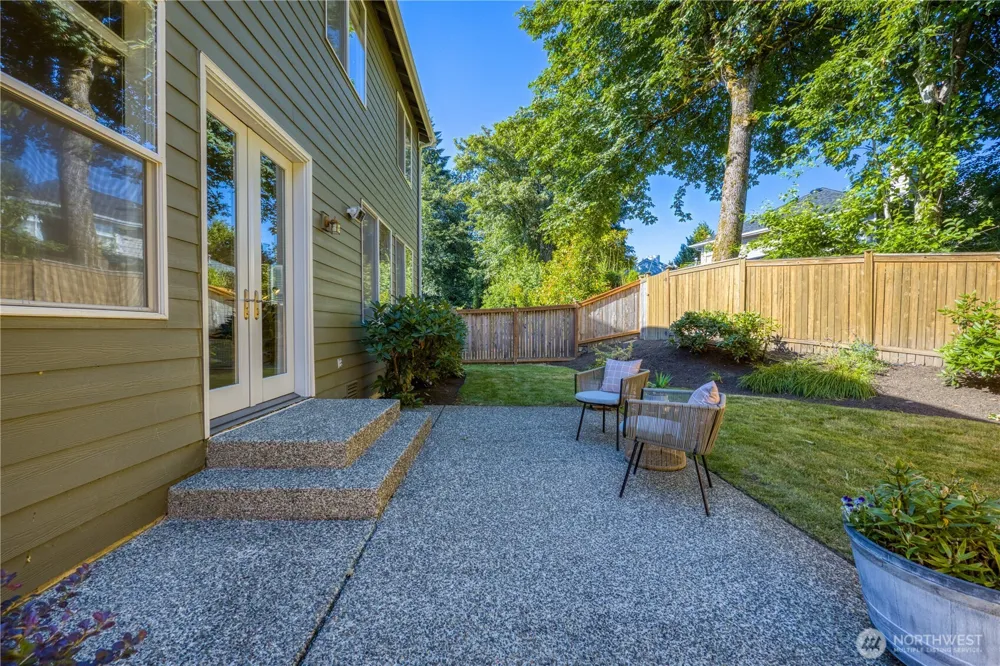 6432 166th Place SE Bellevue, WA 98006