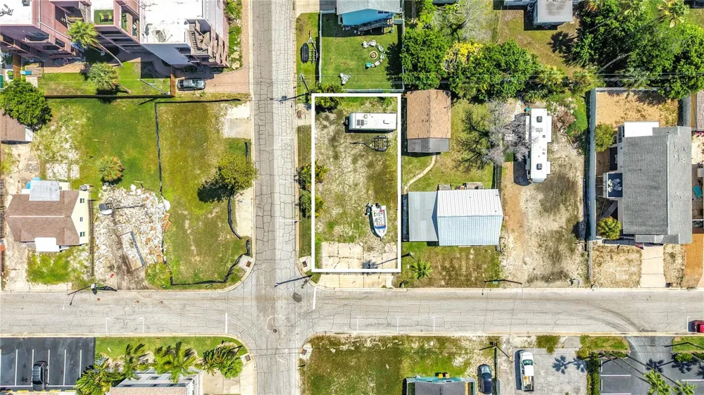 14065 PALM ST Madeira Beach, FL 33708