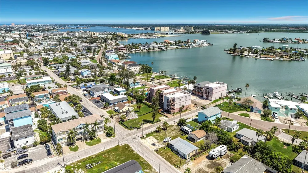 14065 PALM ST Madeira Beach, FL 33708