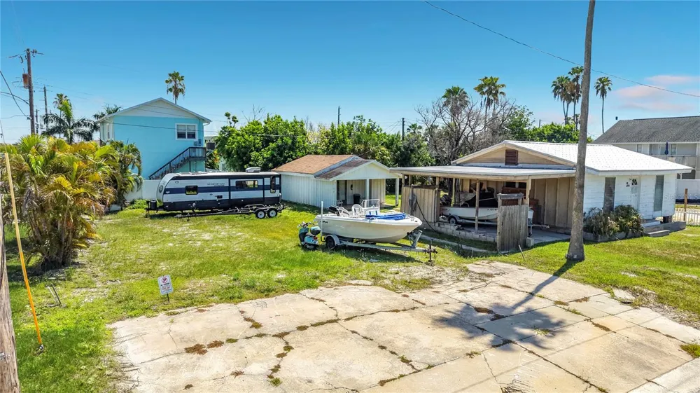14065 PALM ST Madeira Beach, FL 33708
