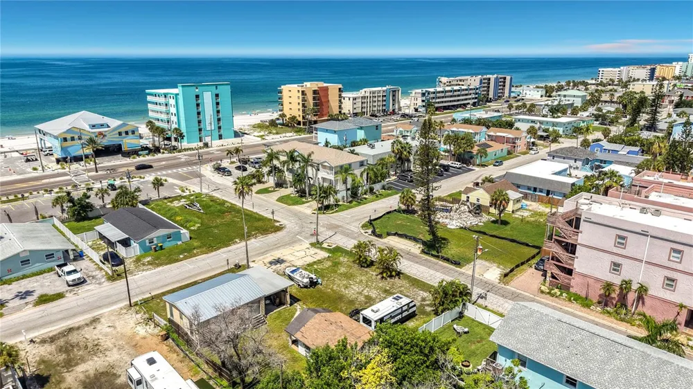 14065 PALM ST Madeira Beach, FL 33708