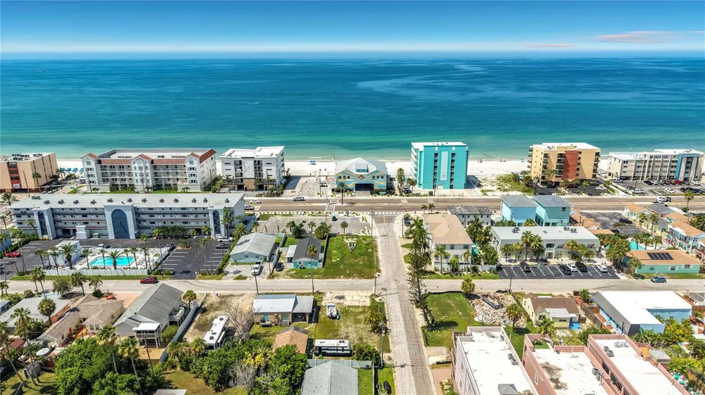 14065 PALM ST Madeira Beach, FL 33708