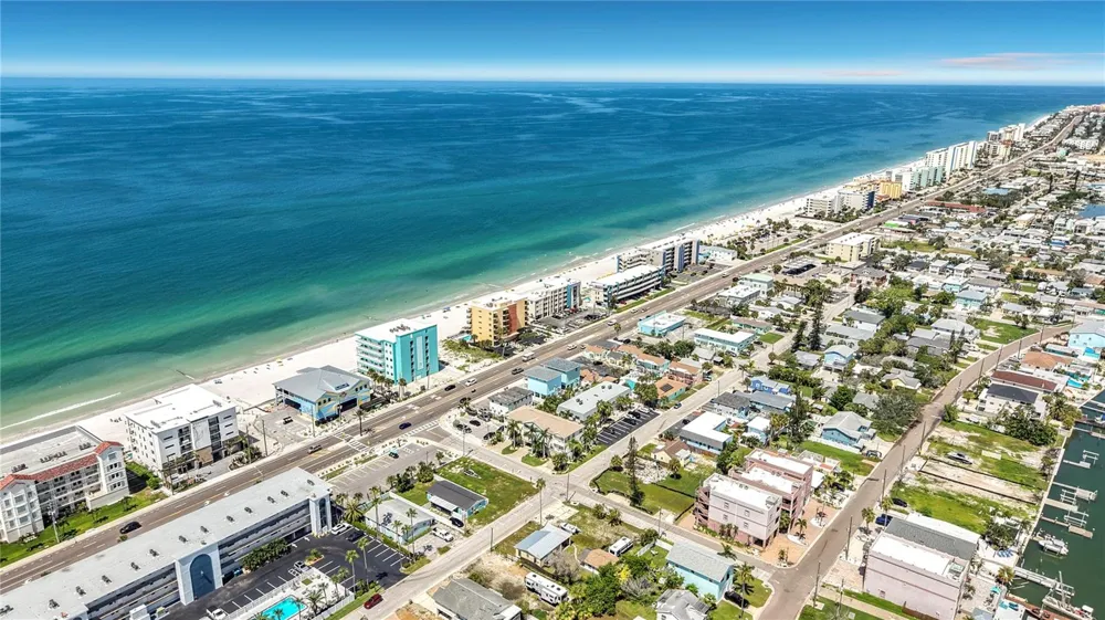 14065 PALM ST Madeira Beach, FL 33708