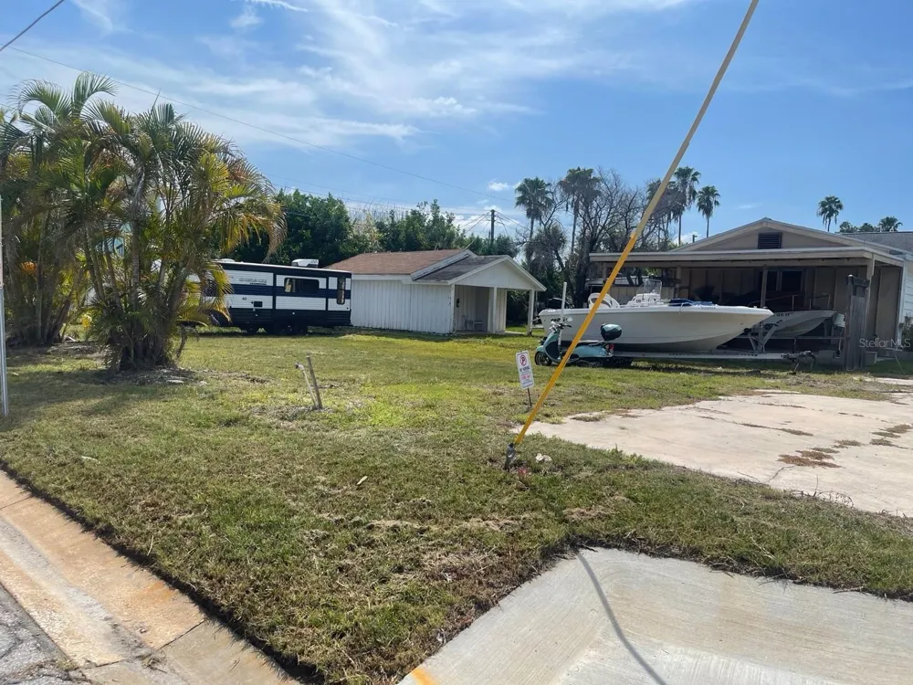 14065 PALM ST Madeira Beach, FL 33708