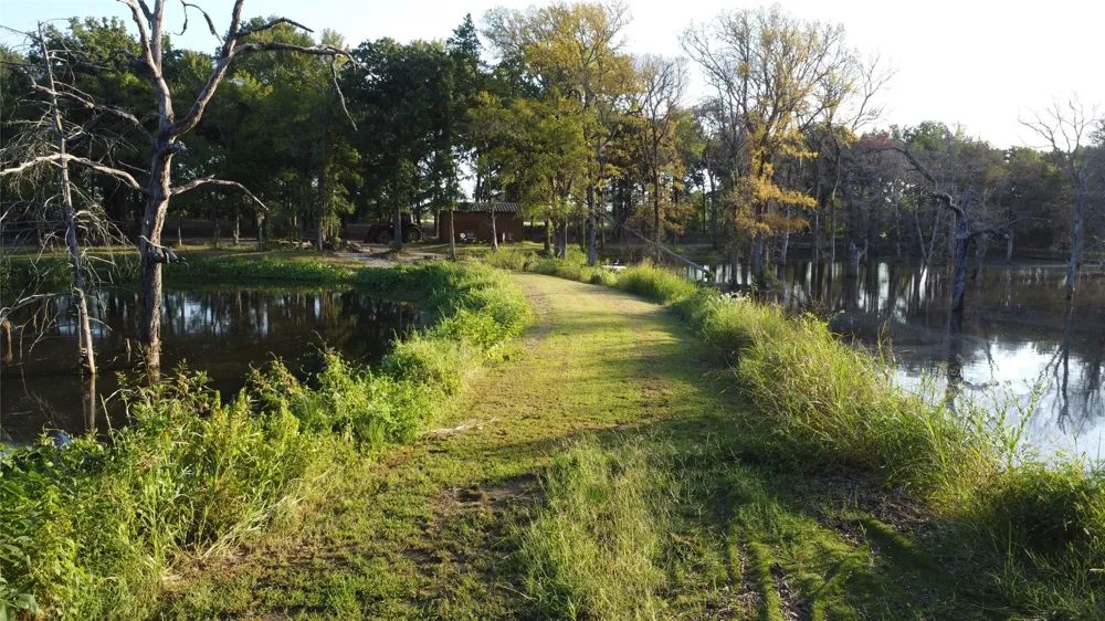 118 Dickey Road Sadler, TX 76264