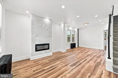 5767 BEECHWOOD