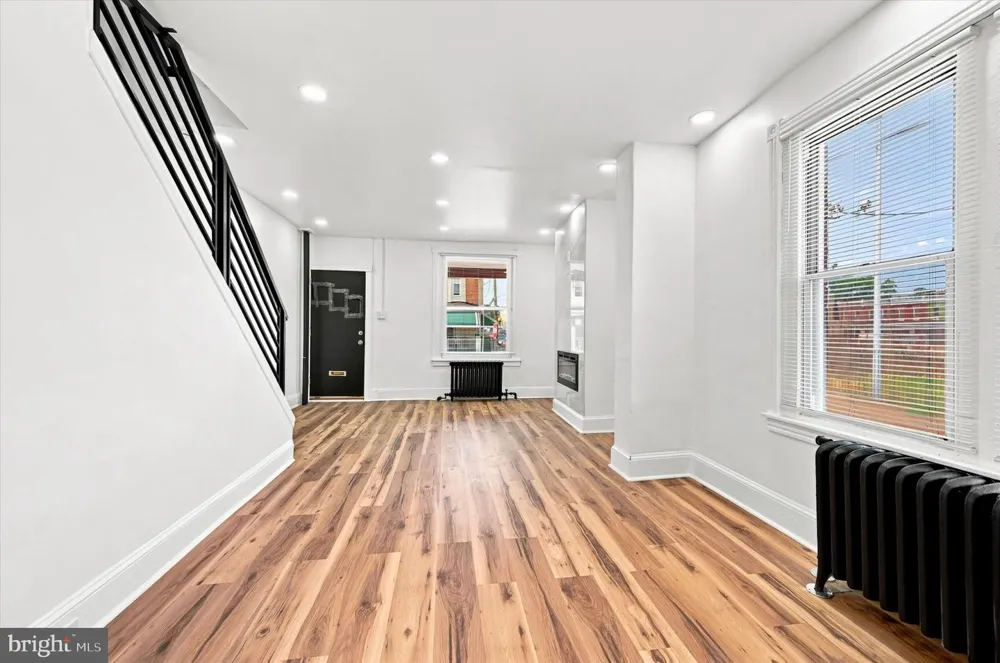 5767 BEECHWOOD Philadelphia, PA 19138