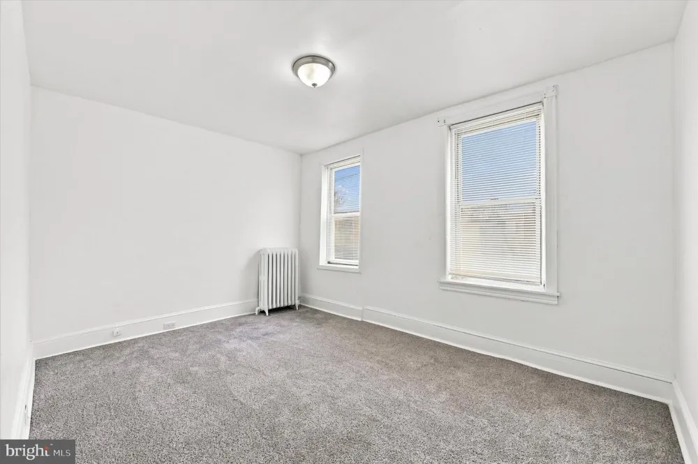 5767 BEECHWOOD Philadelphia, PA 19138