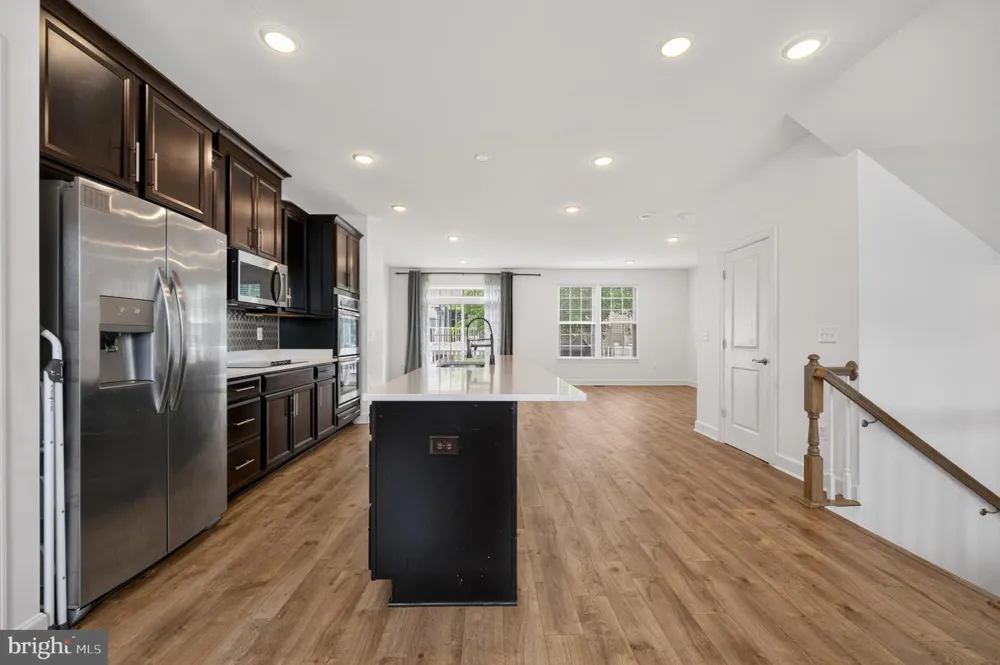 10606 HINTON WAY Manassas, VA 20112
