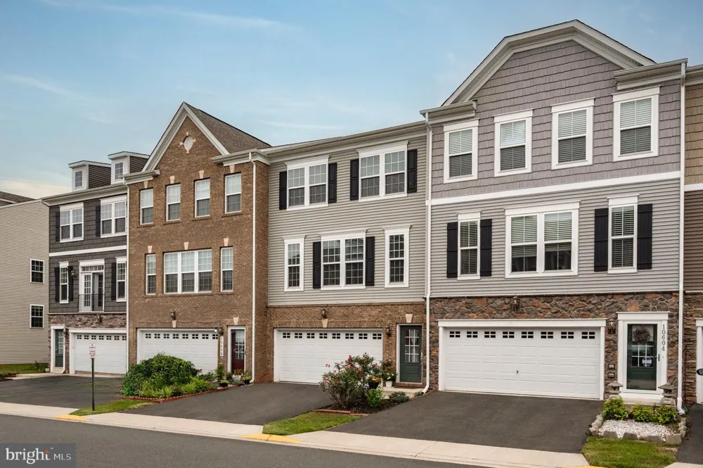 10606 HINTON WAY Manassas, VA 20112