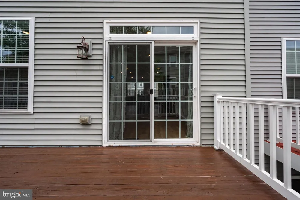 10606 HINTON WAY Manassas, VA 20112