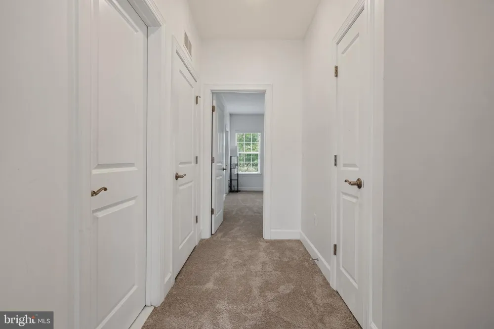 10606 HINTON WAY Manassas, VA 20112