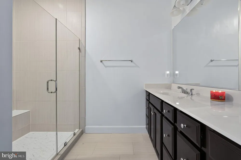 10606 HINTON WAY Manassas, VA 20112