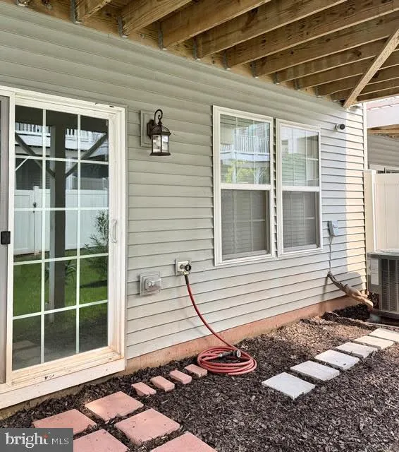 10606 HINTON WAY Manassas, VA 20112
