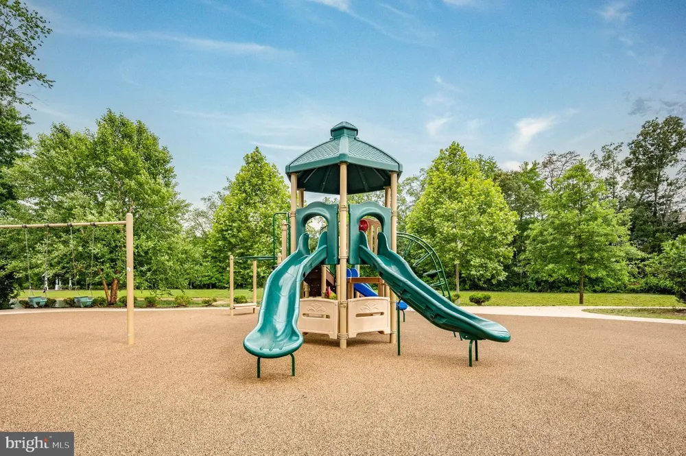 10606 HINTON WAY Manassas, VA 20112