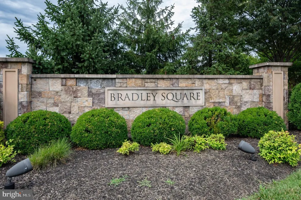 10606 HINTON WAY Manassas, VA 20112