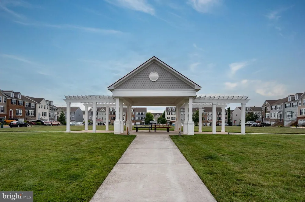 10606 HINTON WAY Manassas, VA 20112