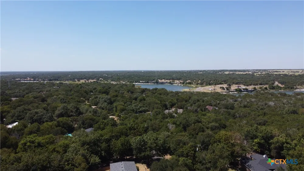 Willow Run Drive Morgans Point Resort, TX 76513