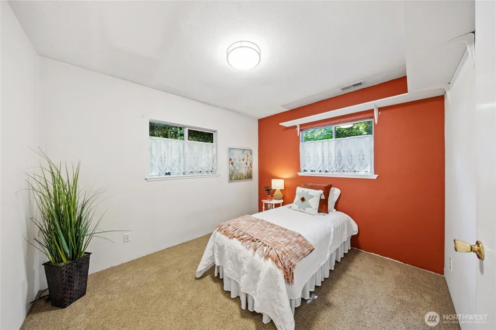 21220 SE 284th Street Kent, WA 98042