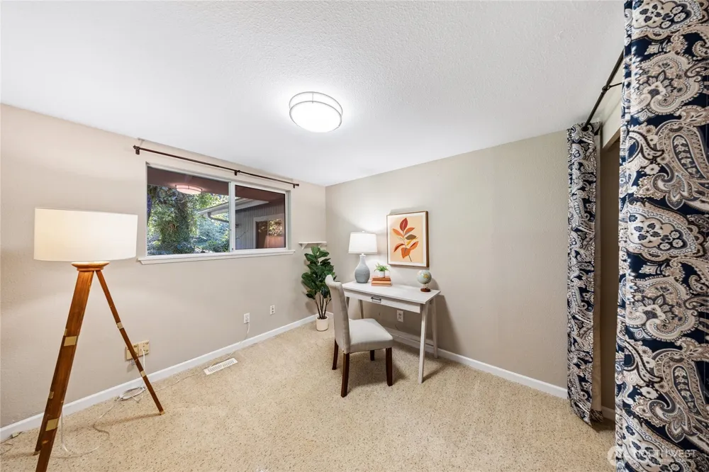 21220 SE 284th Street Kent, WA 98042