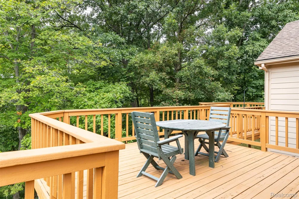 41654 Kenilworth Lane Novi City, MI 48377