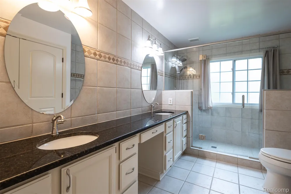 41654 Kenilworth Lane Novi City, MI 48377