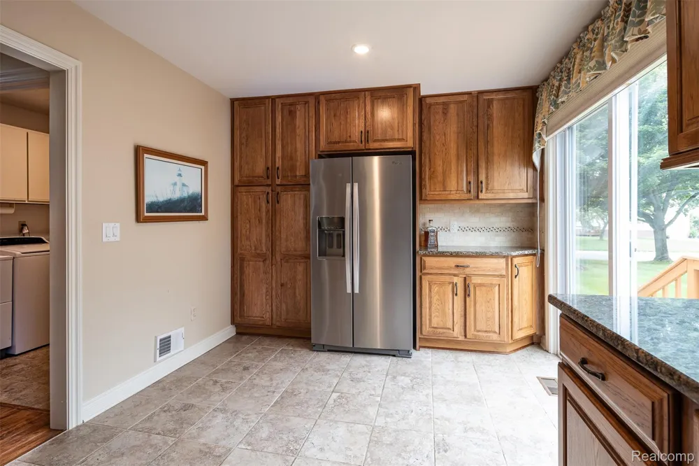 41654 Kenilworth Lane Novi City, MI 48377