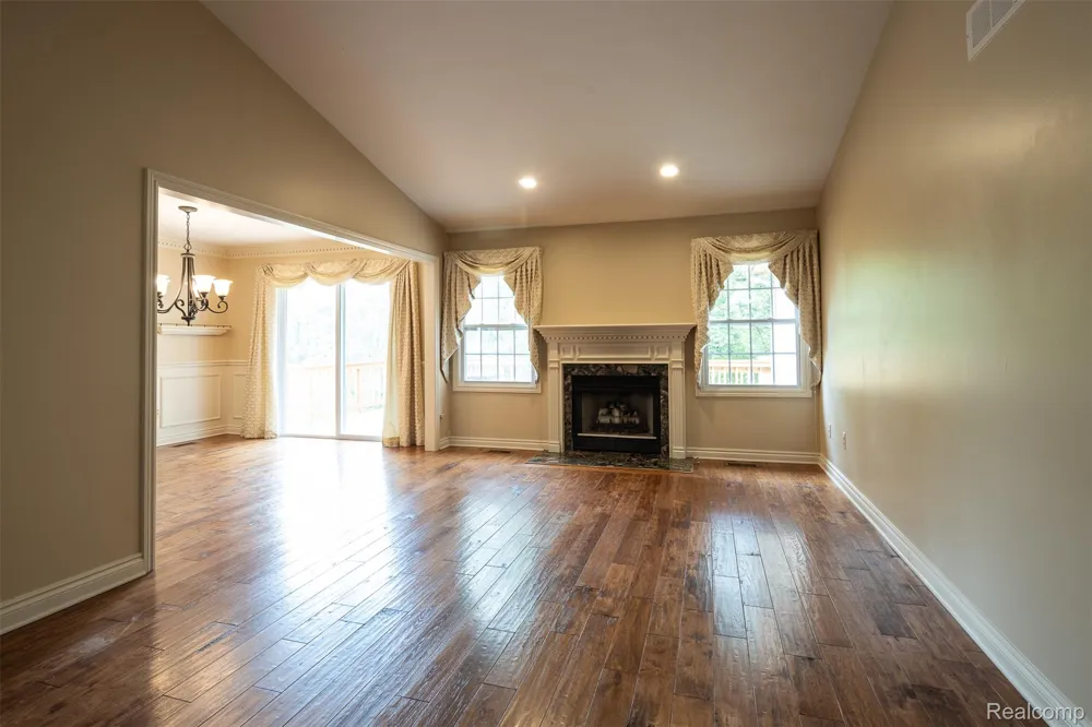 41654 Kenilworth Lane Novi City, MI 48377