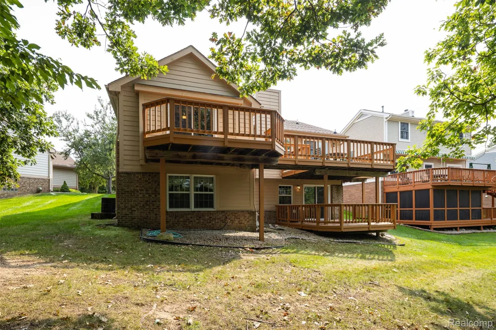 41654 Kenilworth Lane Novi City, MI 48377