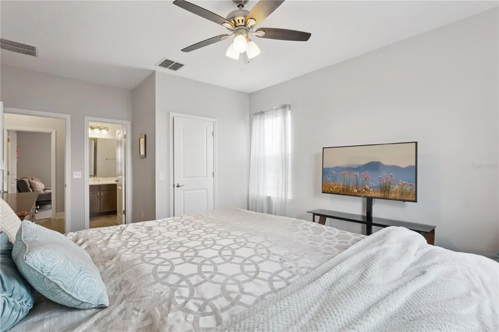 16416 GOOD HEARTH BOULEVARD Clermont, FL 34711