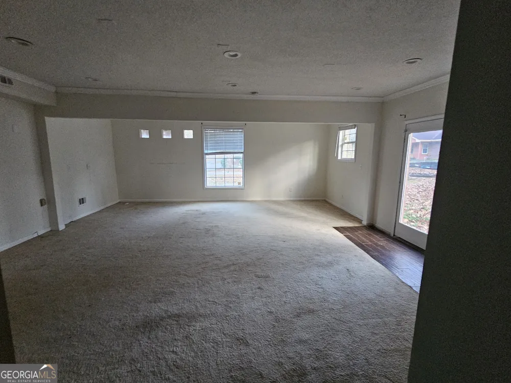 110 Chippewa CT Riverdale, GA 30296