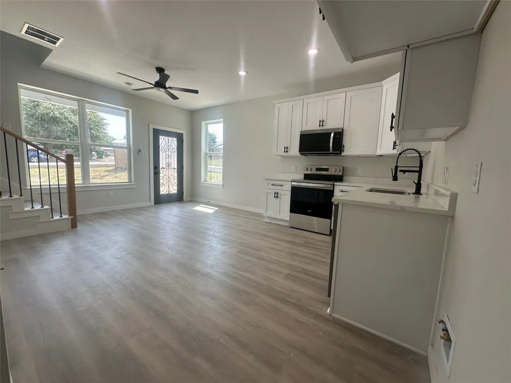 806 Cates Street Decatur, TX 76234