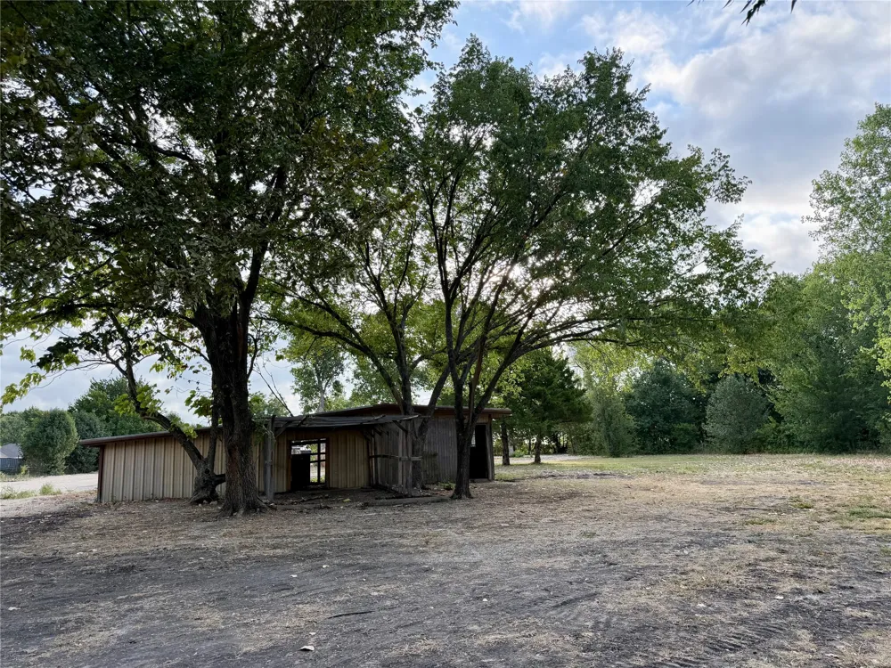120 Sunrise Court Palmer, TX 75152