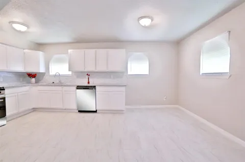 9409 Kentshire Drive