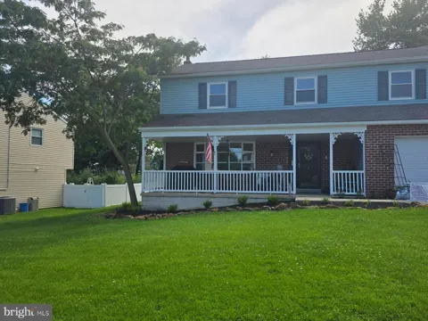7 SUNNYBANK LANE