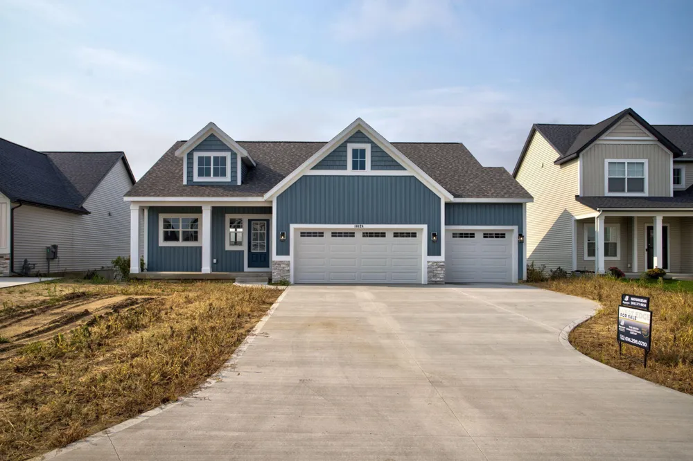10124 Strawberry Lane Zeeland, MI 49464