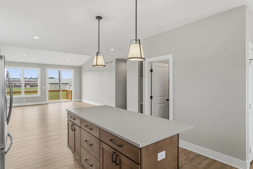 10124 Strawberry Lane Zeeland, MI 49464