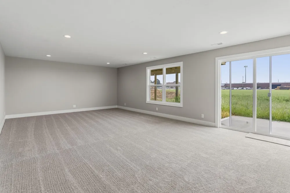 10124 Strawberry Lane Zeeland, MI 49464