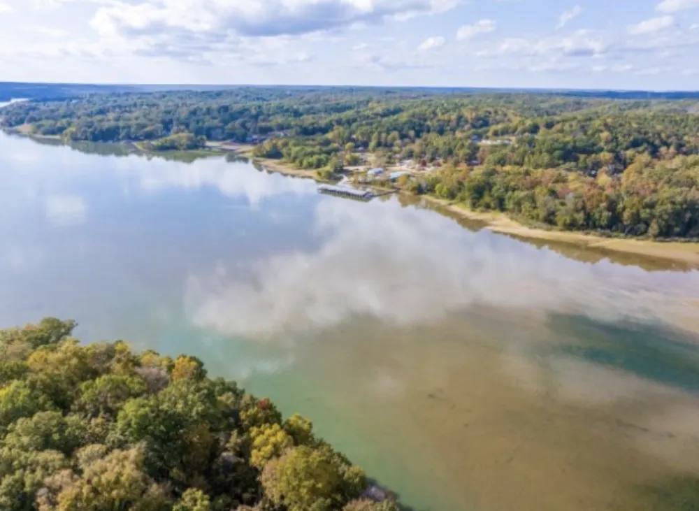 44 Camp Ln Waverly, TN 37185