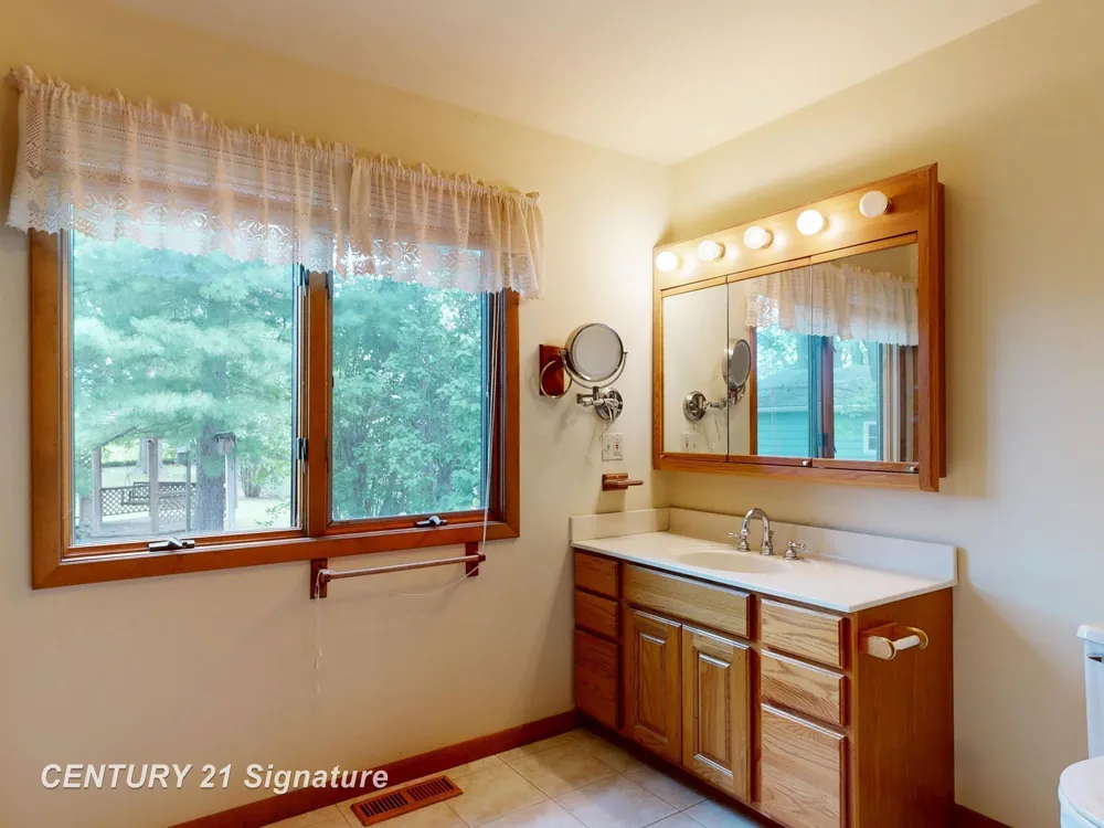 1368 Winfield Drive Swartz Creek City, MI 48473
