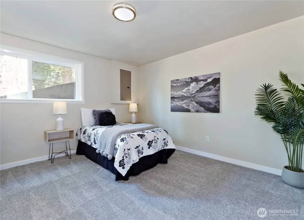 11441 E 284th Street Auburn, WA 98092