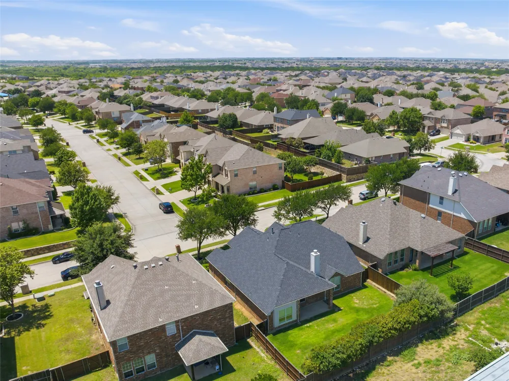 3229 Horizons Drive Little Elm, TX 75068