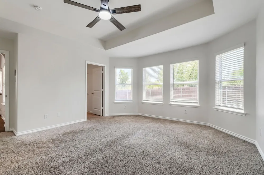 1309 Fantail Lane Ennis, TX 75119
