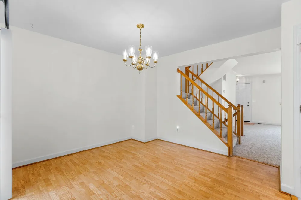 10637 ALISON DRIVE Burke, VA 22015